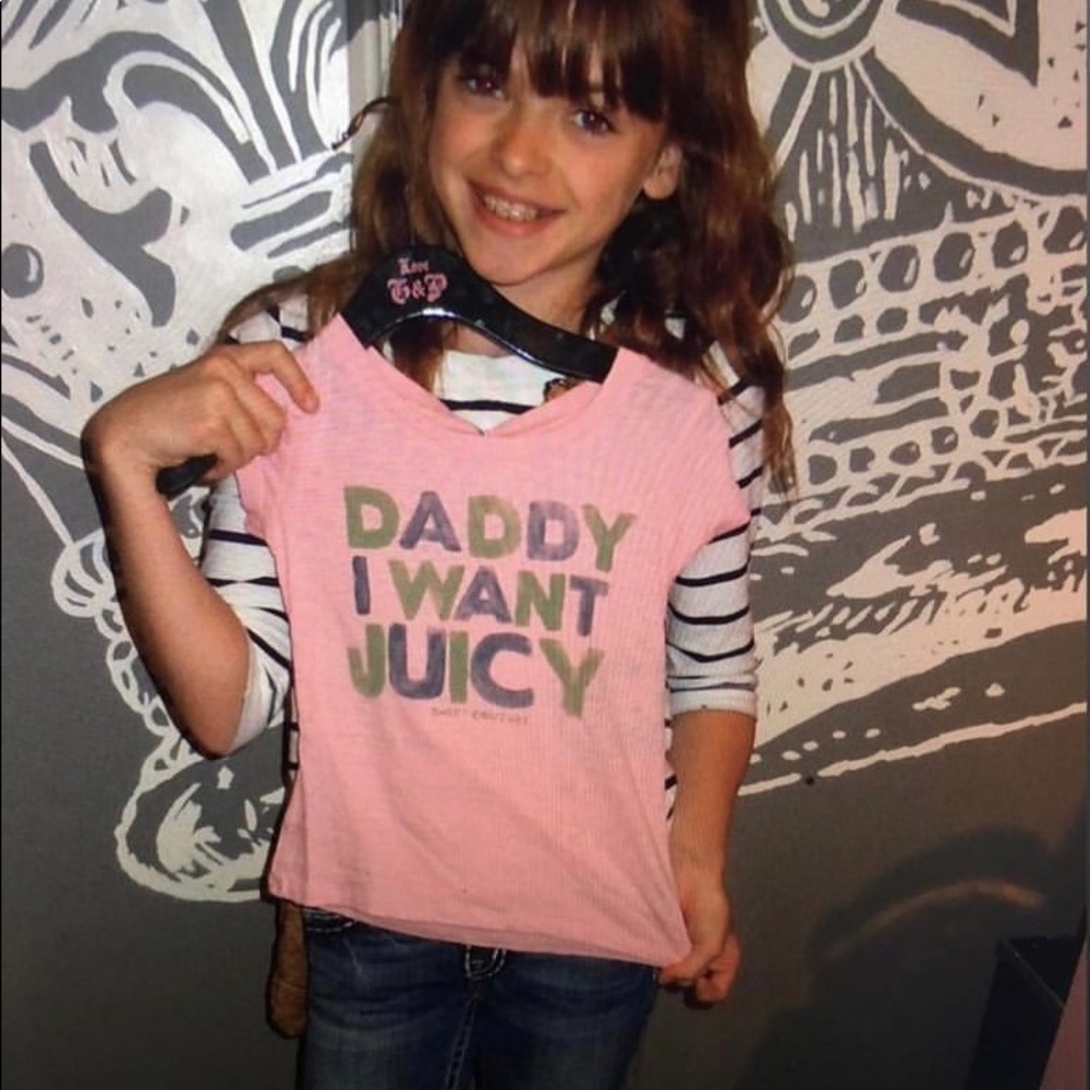 Meet your Posher, Ella